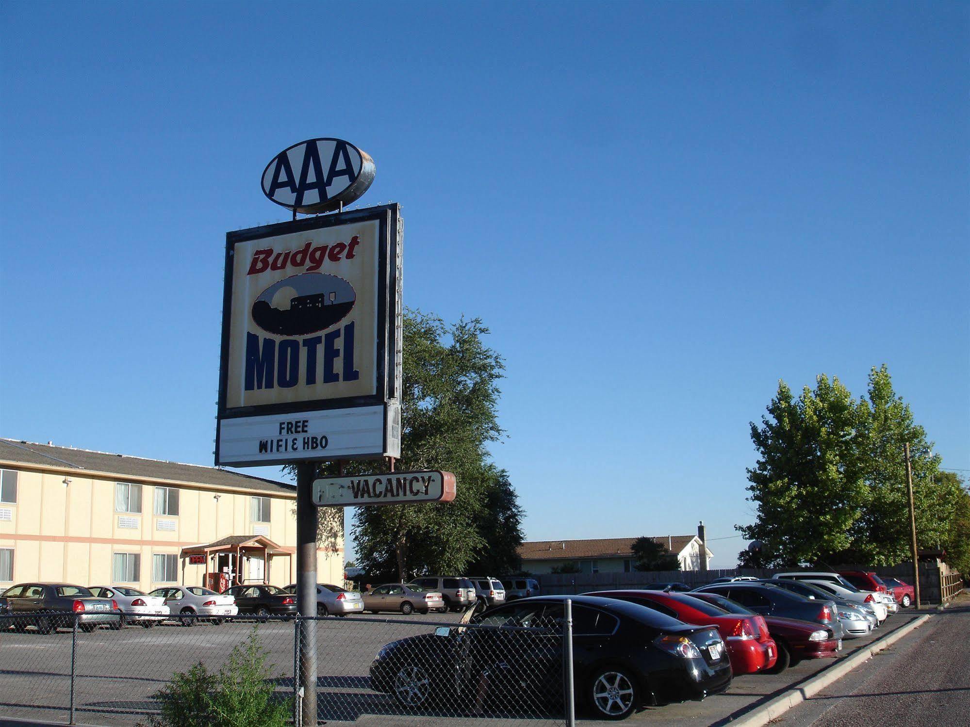 Budget Motel Delta エクステリア 写真